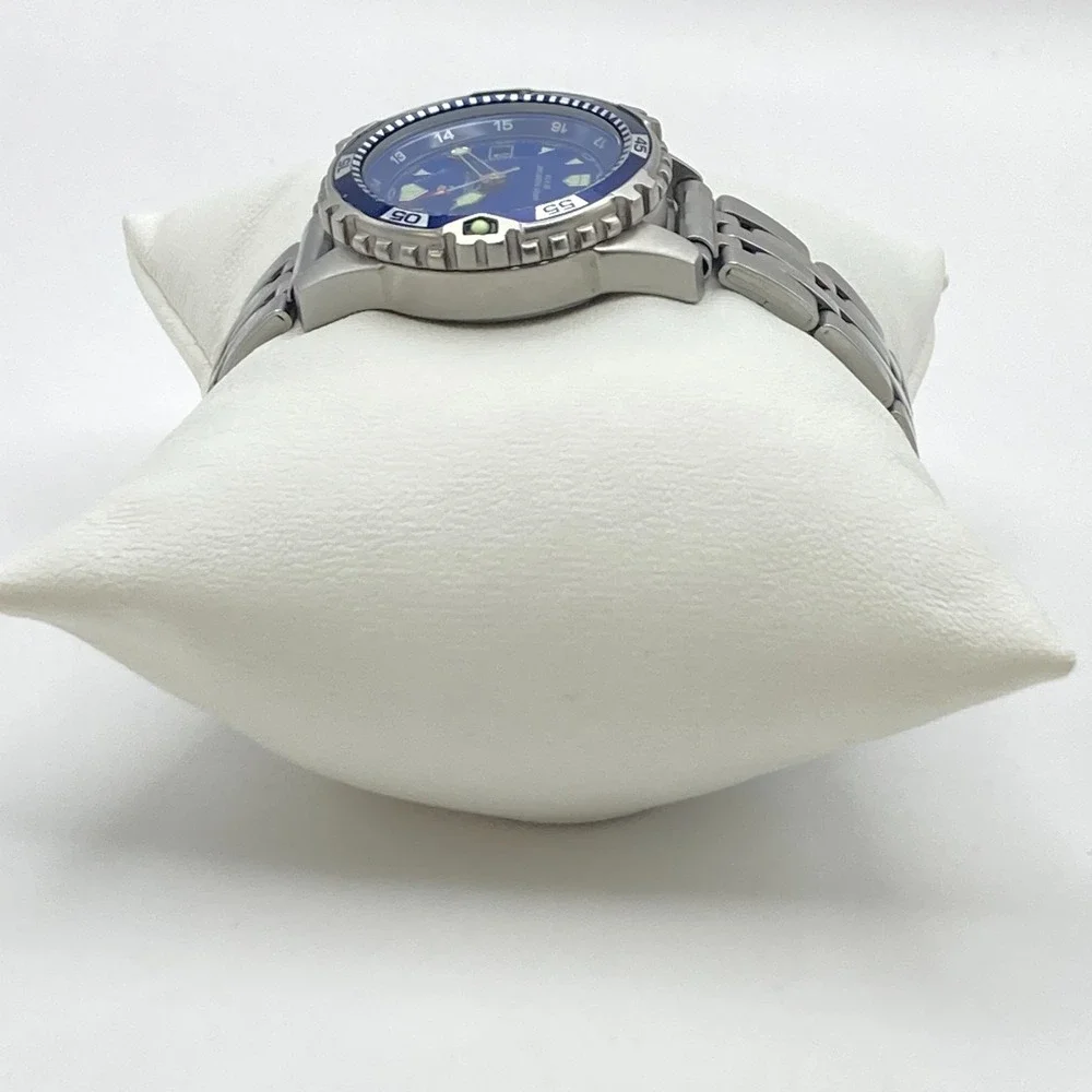 Momentum M1 Women's Diver Watch 30mm Silver Tone Blue Dial 200M New Battery 6